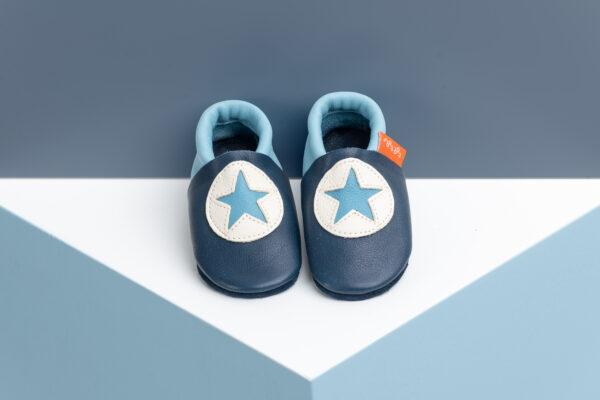 Stern blau